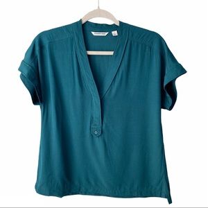 Country Road V Neck Blouse rolled sleeves sz 4